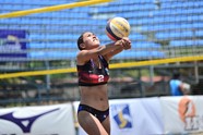 Krisleen Gonzalez De Panama Recibe El Balon