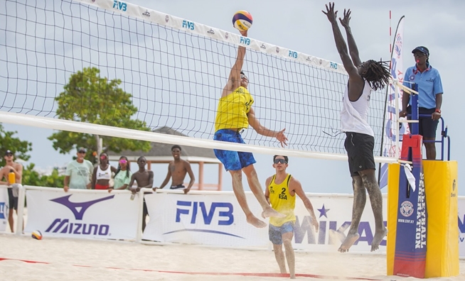 Norteamericanos se enfrentan a Centroamericanos  en las semifinales de Seven Mile Beach 