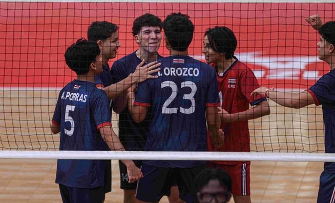 Costa Rica logra su primera victoria en la fase de grupos