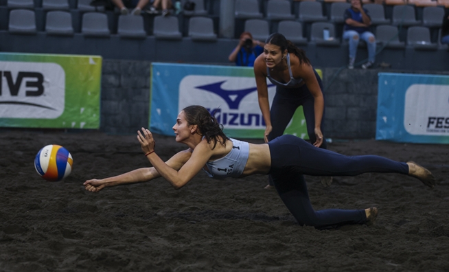Estados Unidos, Canadá, El Salvador y México avanzan a semifinales femeninas del Tour NORCECA Sub-23 de Playa